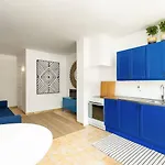 Lägenhet Stylish By Rocha Beach, Sleeps 5 *