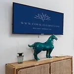 Stylish By Rocha Beach, Sleeps 5 * Portimão