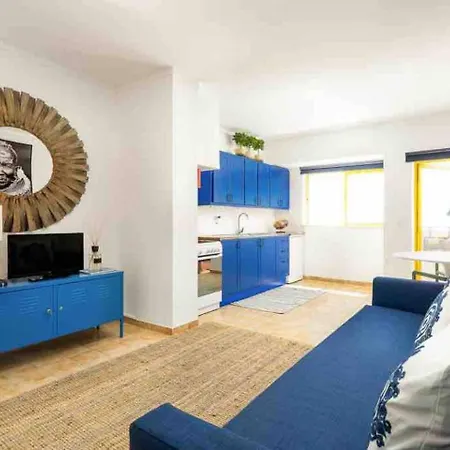 Apartment Stylish By Rocha Beach, Sleeps 5 Portimao