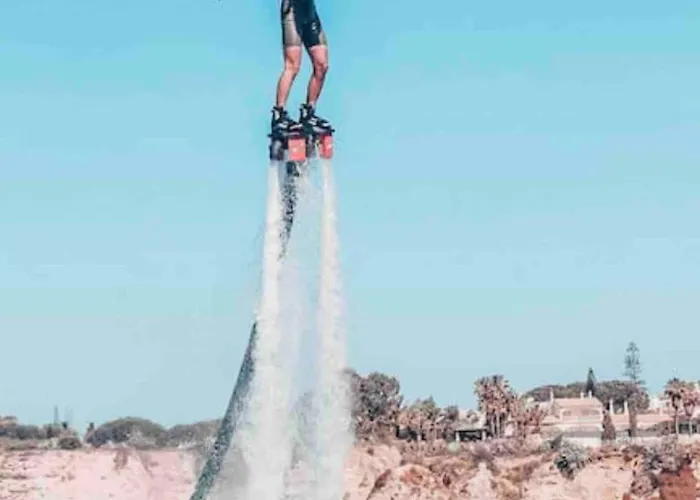 Stylish By Rocha Beach, Sleeps 5 * Portimão