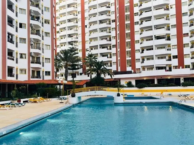 Appartement Stylish By Rocha Beach, Sleeps 5